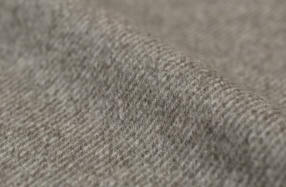 ロロピアーナのカシミア100% オーダーコート素材 n775002-2 cashmere raw 目付け66グラム/m
